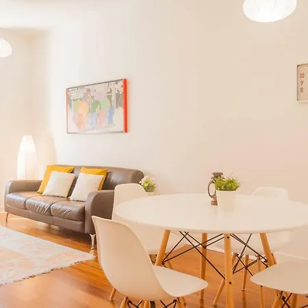 Vila Berta Apartment In A Cottage Street * Lisbon