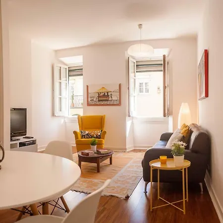 Vila Berta Apartment In A Cottage Street Apartment *
