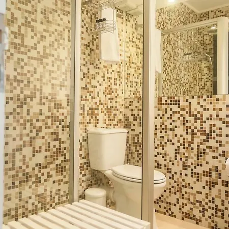 Apartamento Vila Berta Apartment In A Cottage Street